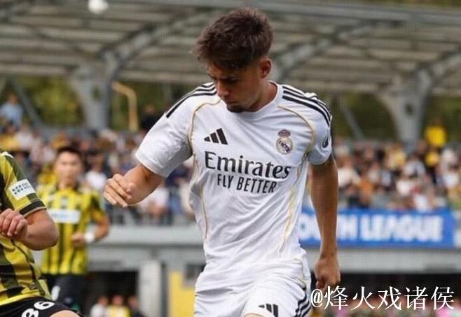 皇马19岁左后卫巴尔德佩尼亚斯或迎本周欧战首秀